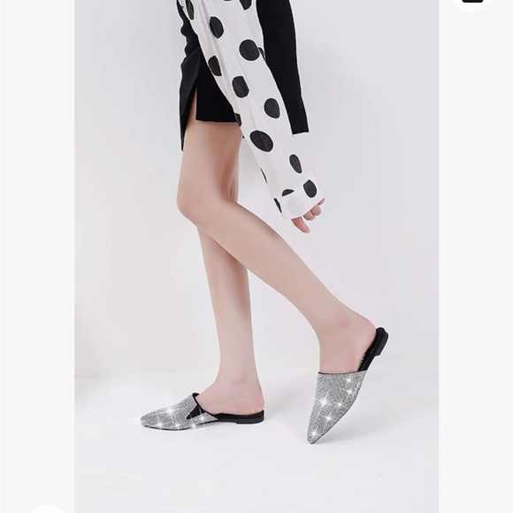 •MACKIN J • Blingy-Bling Slides - Picture 7 of 11